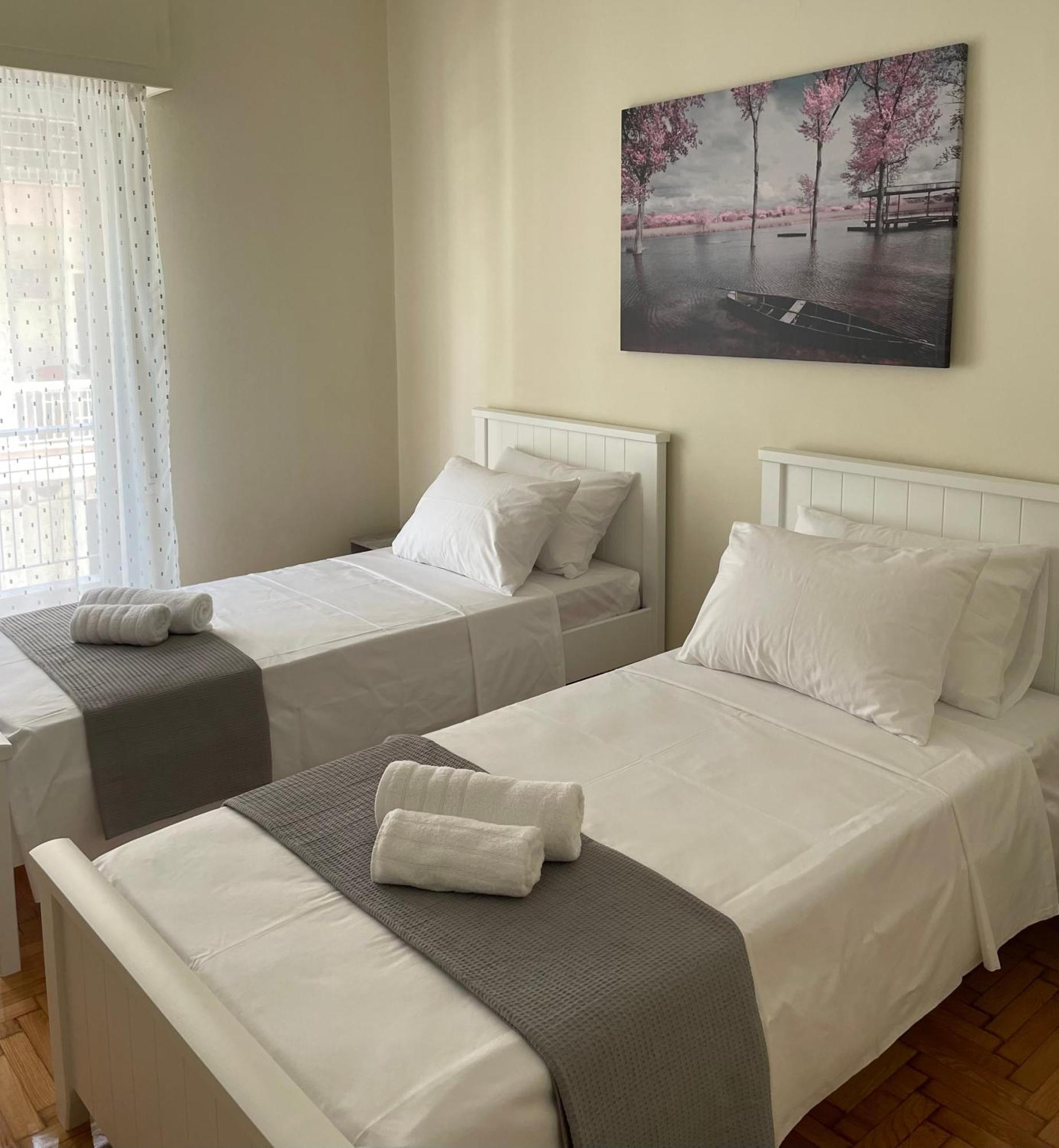 Spacious Apartment Near Panormou Metro Atenas Exterior foto
